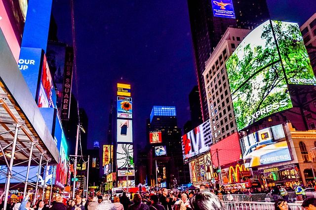 A Times Square éjjel sem pihen