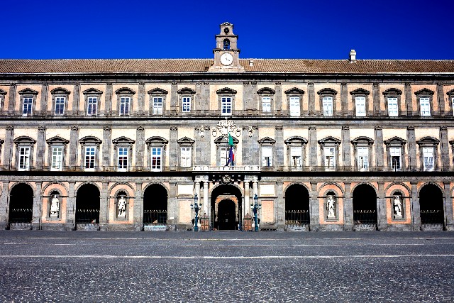 Királyi Palota, Palazzo Reale