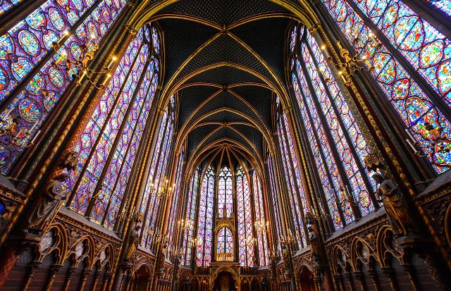 Sainte Chapelle lenyűgöző ablakai
