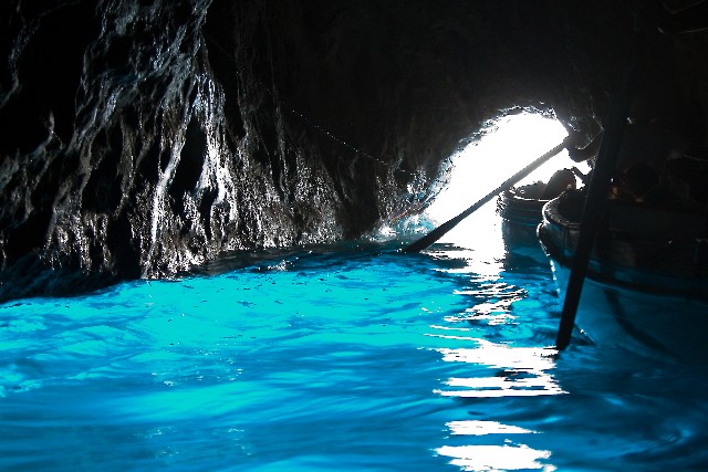 Capri, Kék barlang